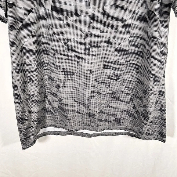 Spyder Swim Shirt Men's XL Grey Short Sleeve Crew Neck 30 SPF Rash Guard - Picture 3 of 11